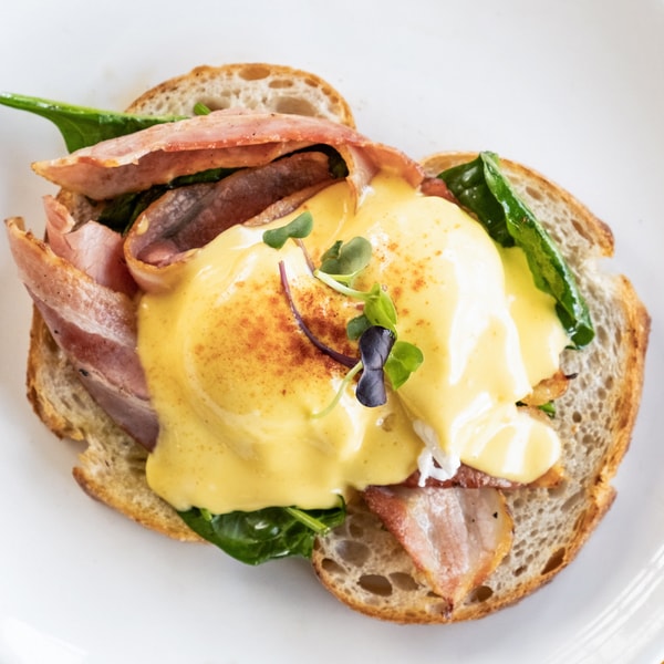 Eggs Benedict